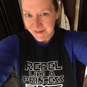 Meet your Posher, Maura